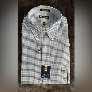 CHAPS Men’s Long Sleeve Button Up